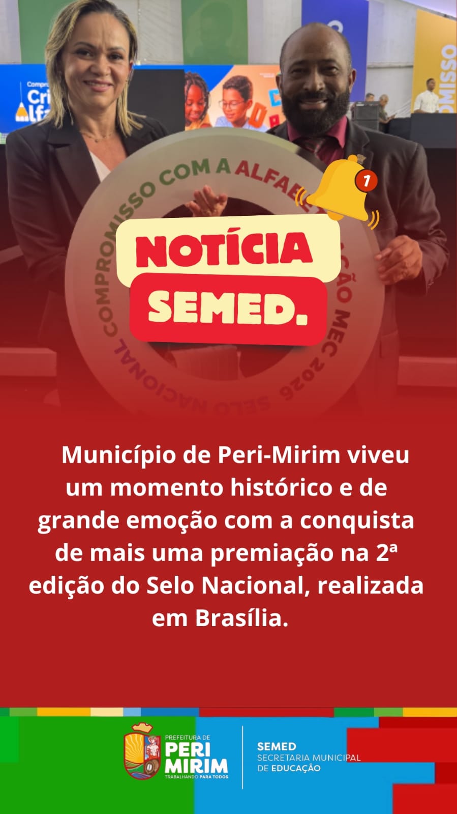 Gestores municipais com o certificado do Selo Ouro